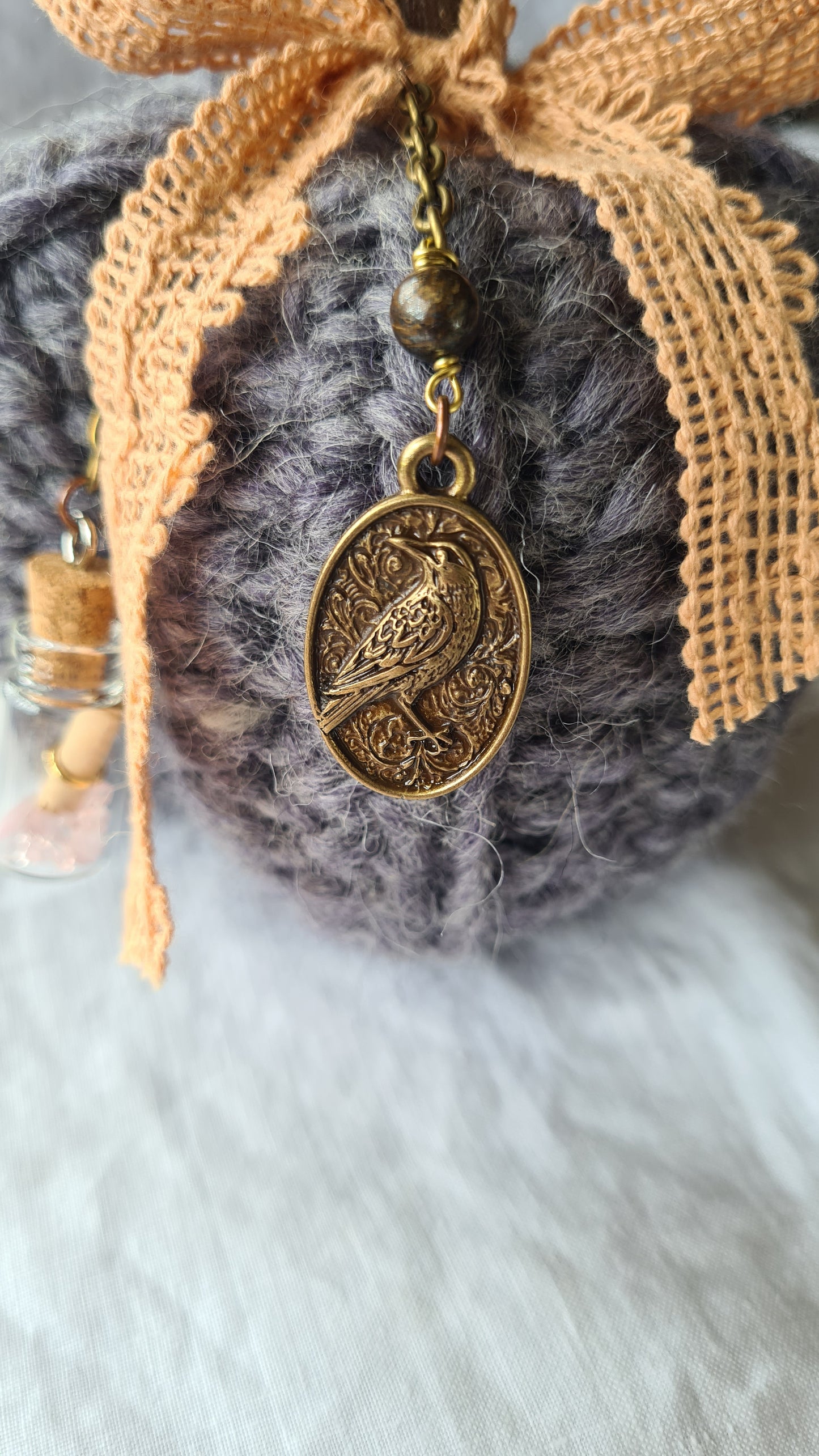 Citrouille Parme Vintage – Ruban corail