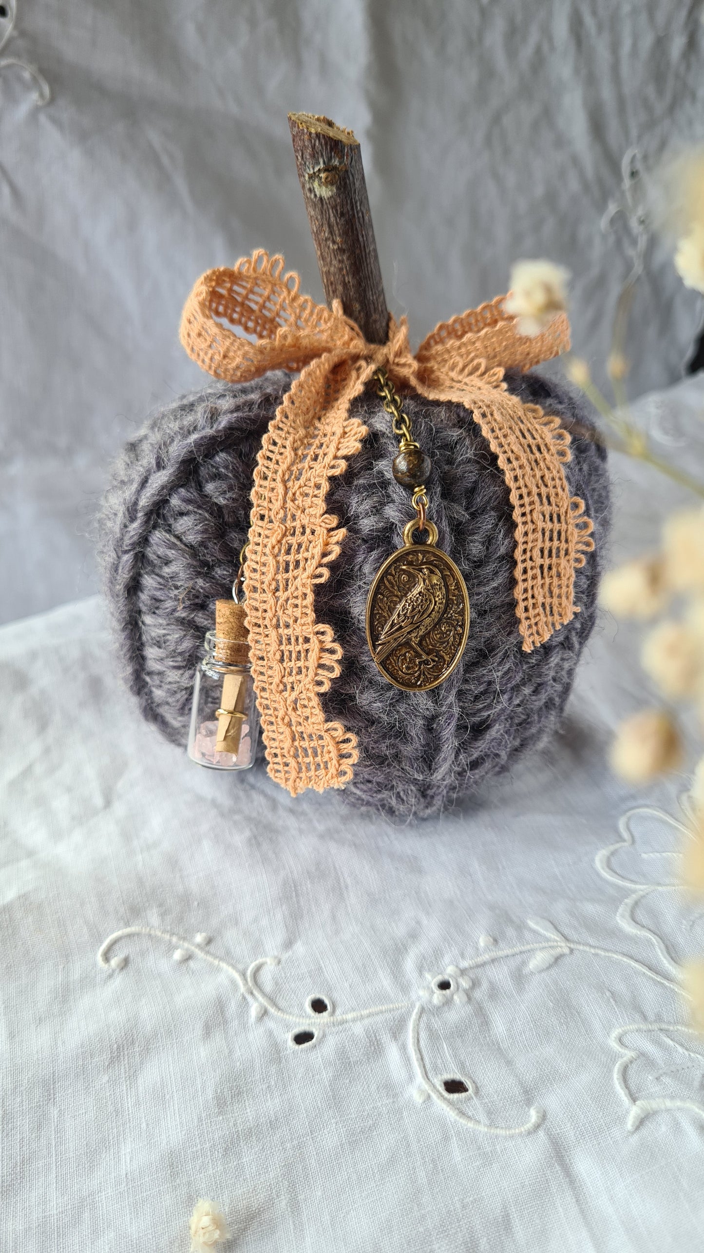 Citrouille Parme Vintage – Ruban corail