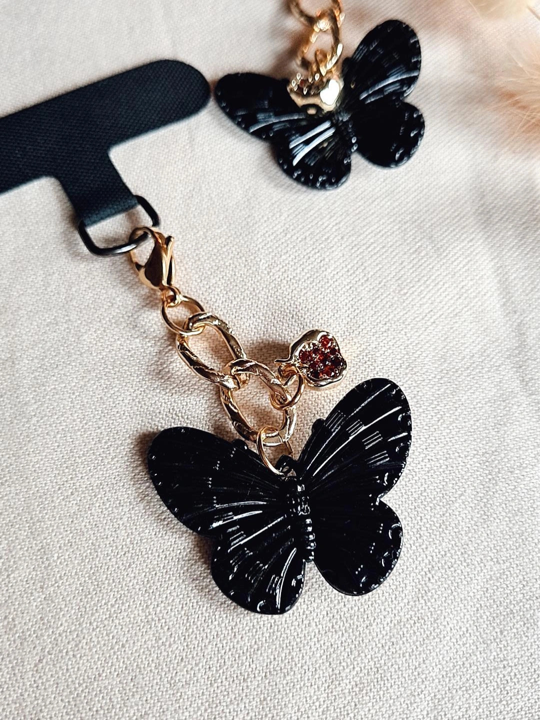 Altaria Perséphone, Bijou de téléphone talismanique de renaissance & dualité